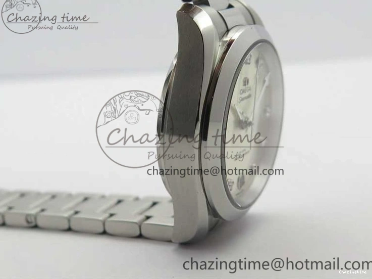 0321 SportInspired Aqua Terra 150M 34mm Ladies SS VSF 1:1 Best Edition Silver Dial Diamonds Markers on SS Bracelet A 7932